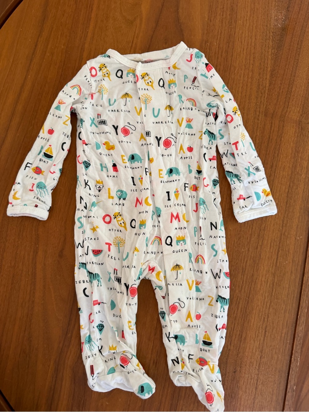Newborn Magnetic Me footies
